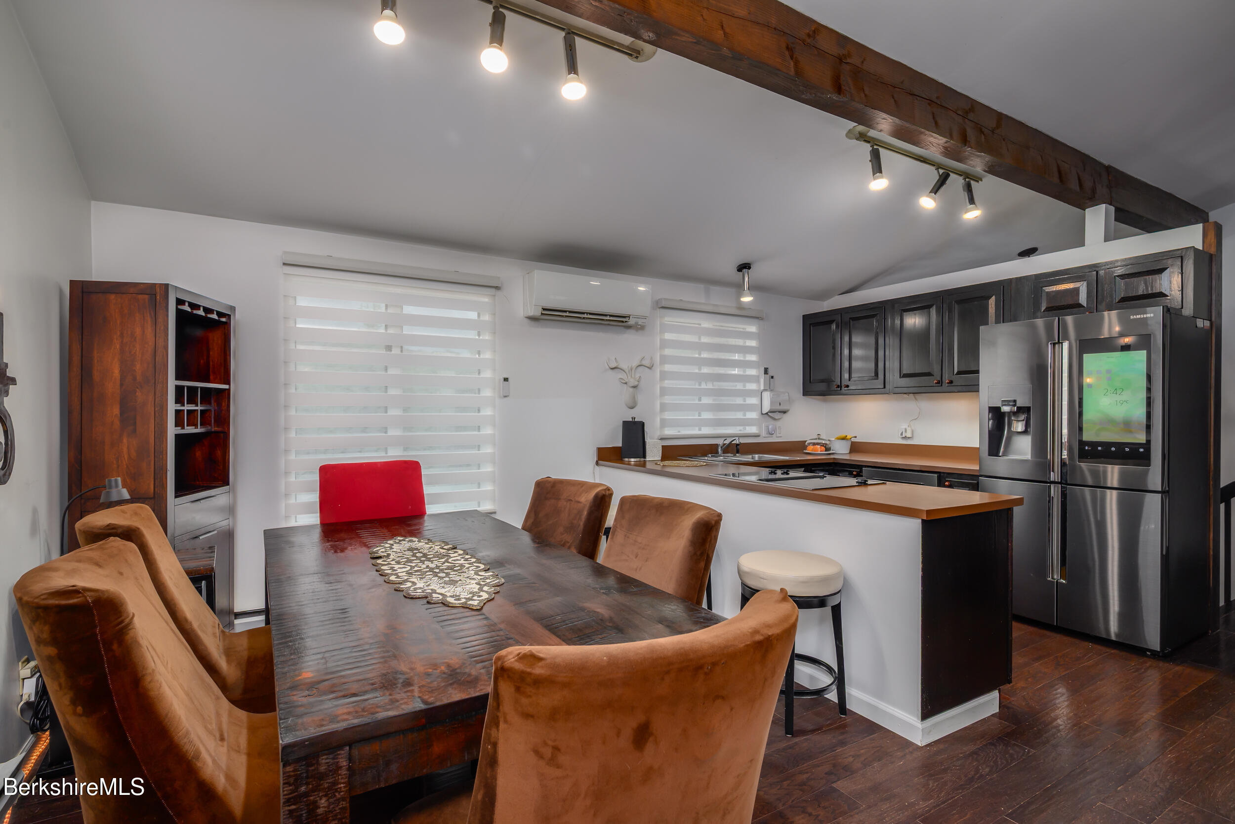 137 Stratton Road Williamstown, MA 01267 - Photo 11 of 30 Dining and Kitchen