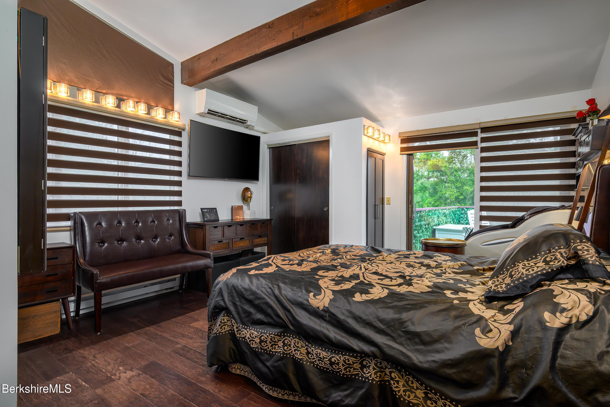 137 Stratton Road Williamstown, MA 01267 - Photo 15 of 30 Primary Bedroom