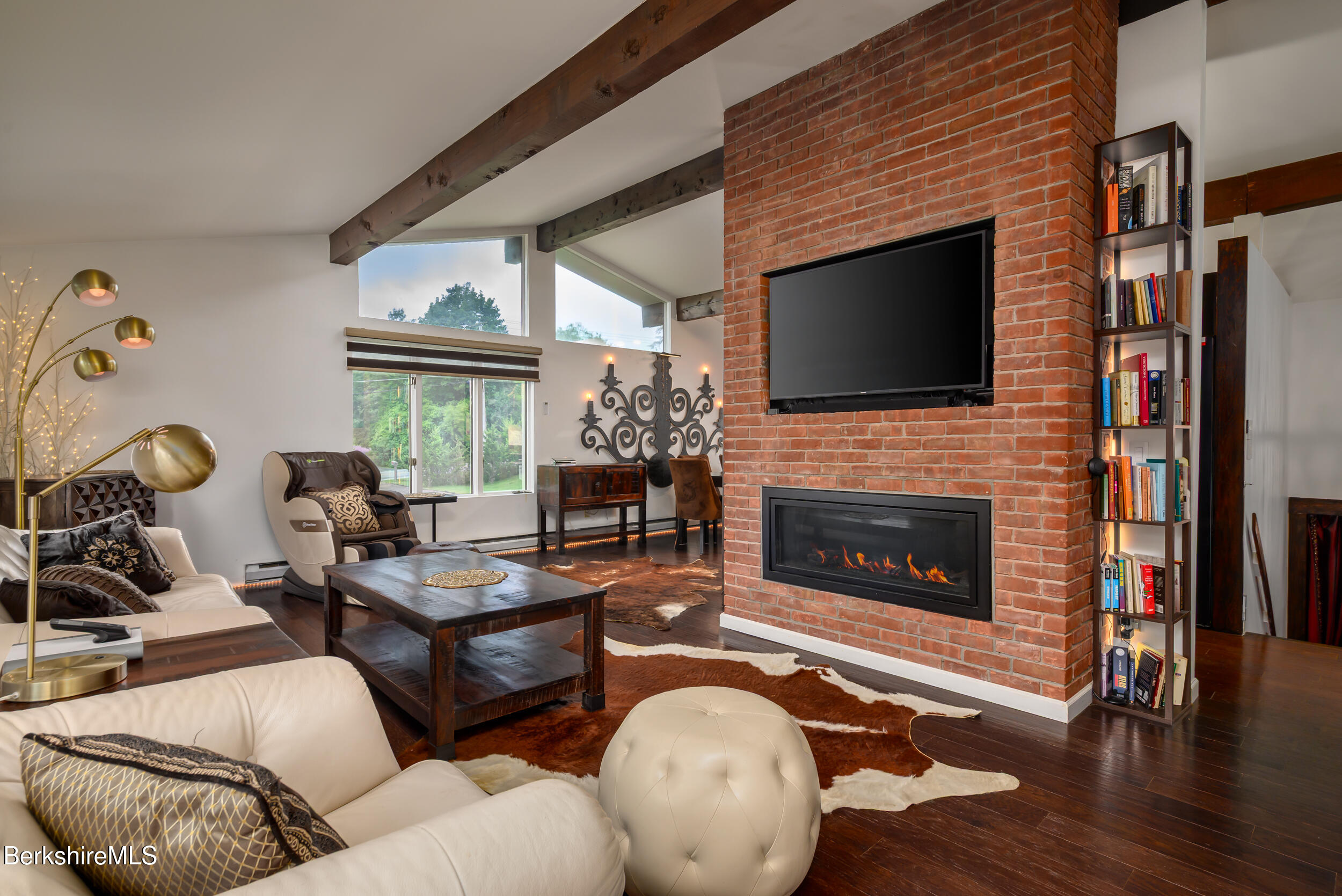 137 Stratton Road Williamstown, MA 01267 - Photo 7 of 30 Living Room with Panoramic Fireplace