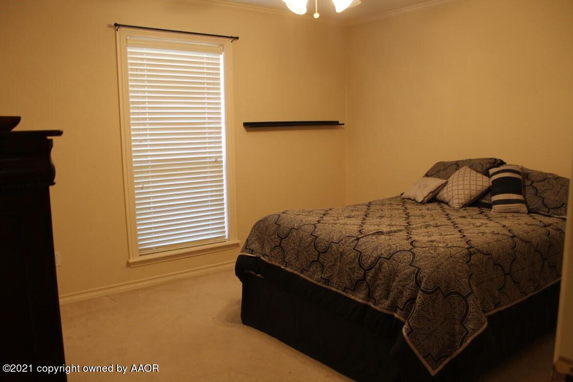 7402 Bayswater Road Amarillo, TX 79119 - Photo 17 of 38 11
