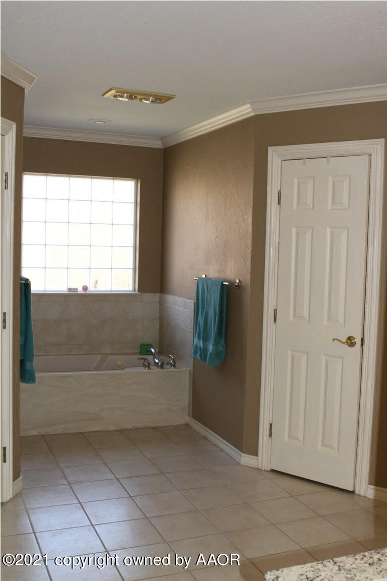 7402 Bayswater Road Amarillo, TX 79119 - Photo 10 of 38 4