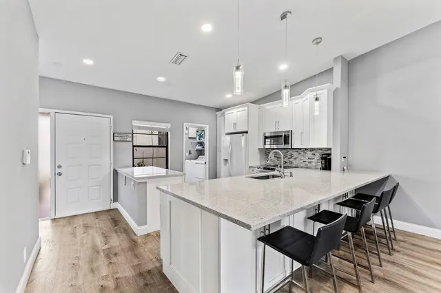 $369,000 | 6112 Kings Gate Circle, Delray Beach, FL 33484