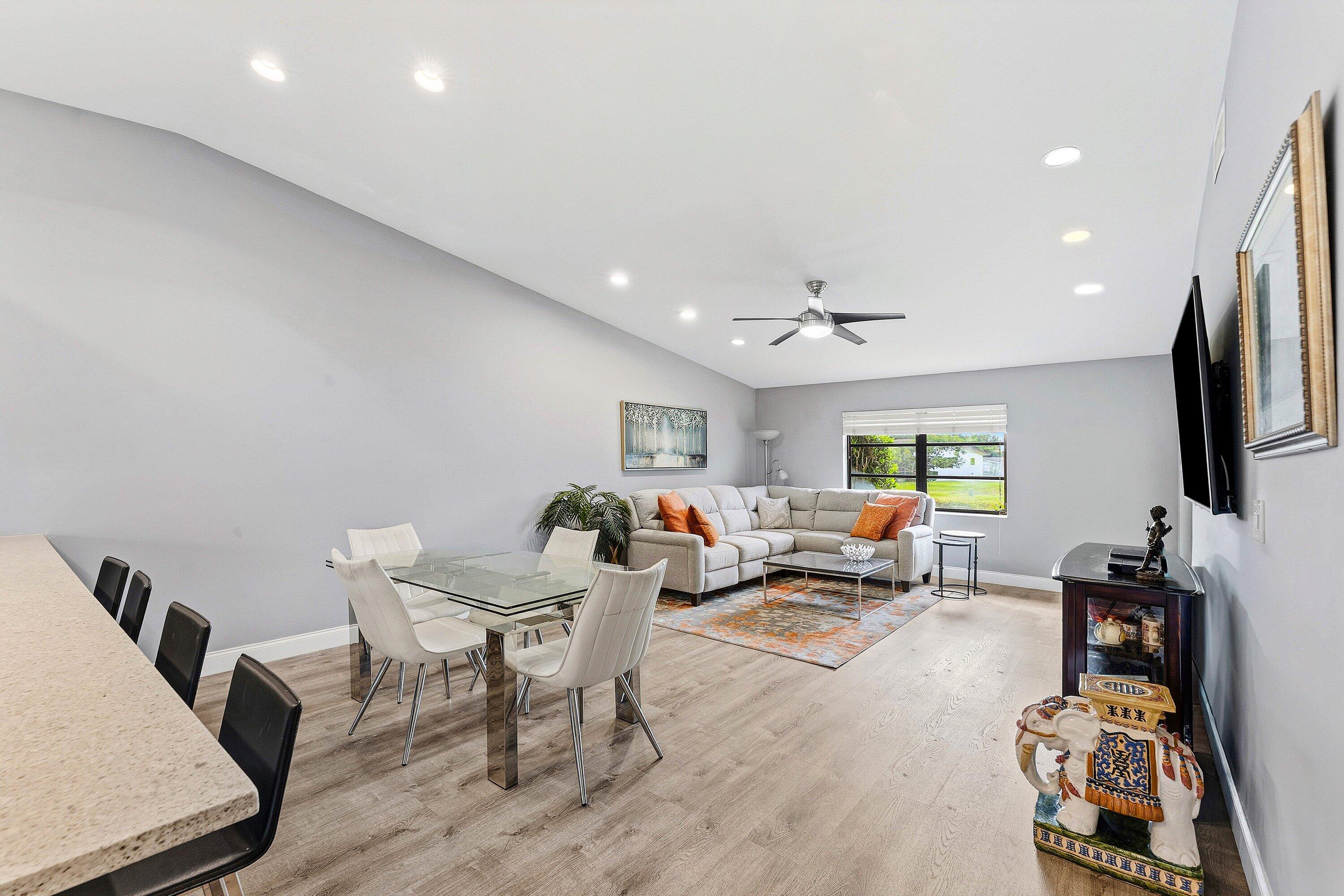 6112 Kings Gate Circle Delray Beach, FL 33484 - Photo 10 of 50 004-6112KingsGateCircle-DelrayBeach-FL-3