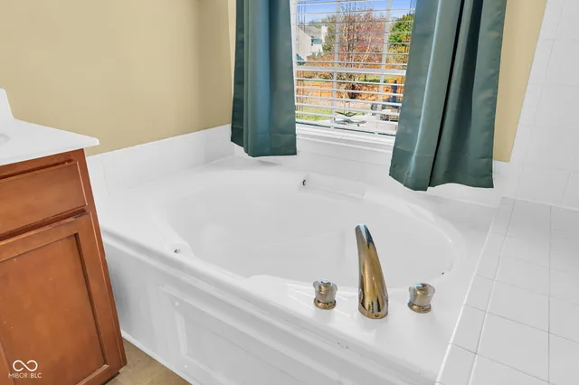 $485,000 | 1394 Longleaf Street, Avon, IN 46123