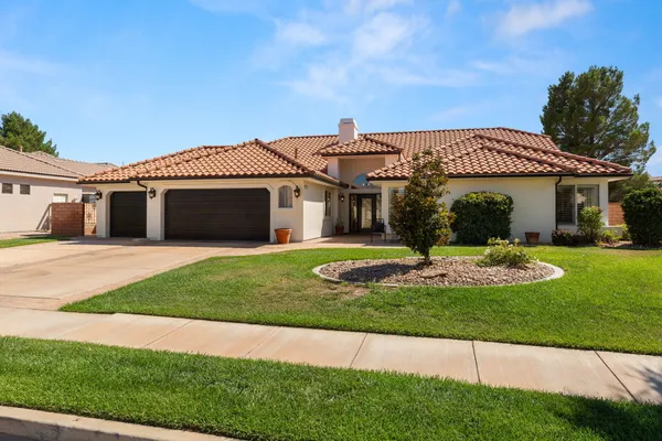 $675,000 | 1927 West Rivers Edge Lane, St. George, UT 84770