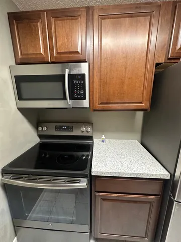 $99,500 | 12930 Nicollet Avenue, Unit 202, Burnsville, MN 55337