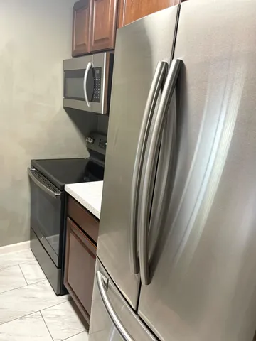 $99,500 | 12930 Nicollet Avenue, Unit 202, Burnsville, MN 55337