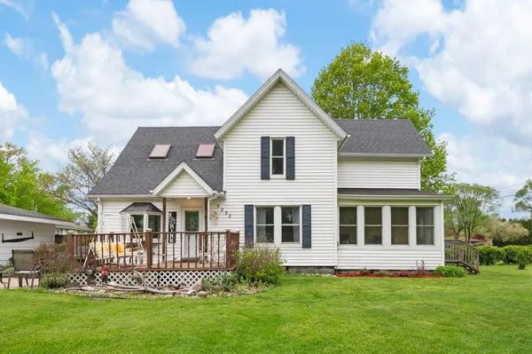 $479,900 | 5232 Washington Avenue, St. Joseph, MI 49085