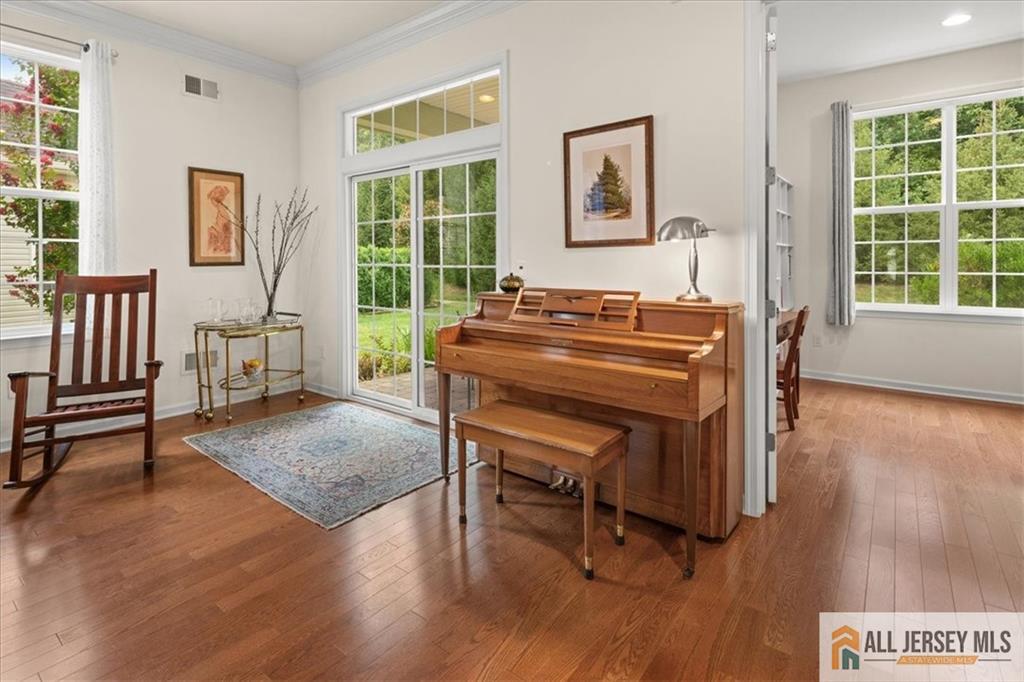 14 Hardwick Drive Kendall Park, NJ 08824 - Photo 16 of 52