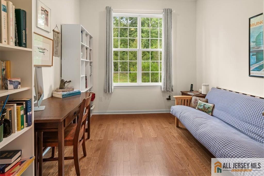 14 Hardwick Drive Kendall Park, NJ 08824 - Photo 17 of 52