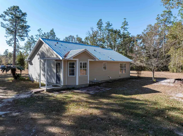 $232,000 | 285 Northeast Green Tree Terrace, Lee, FL 32059