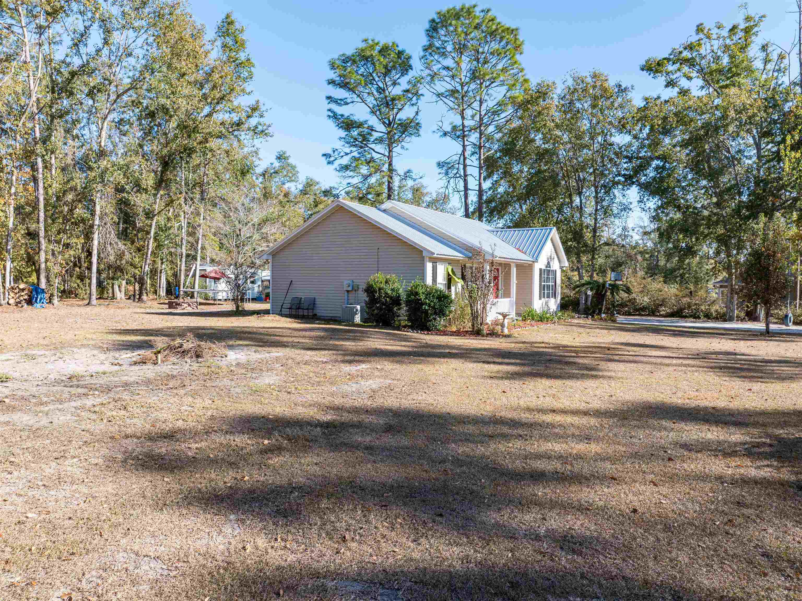 285 Northeast Green Tree Terrace Lee, FL 32059 - Photo 21 of 30