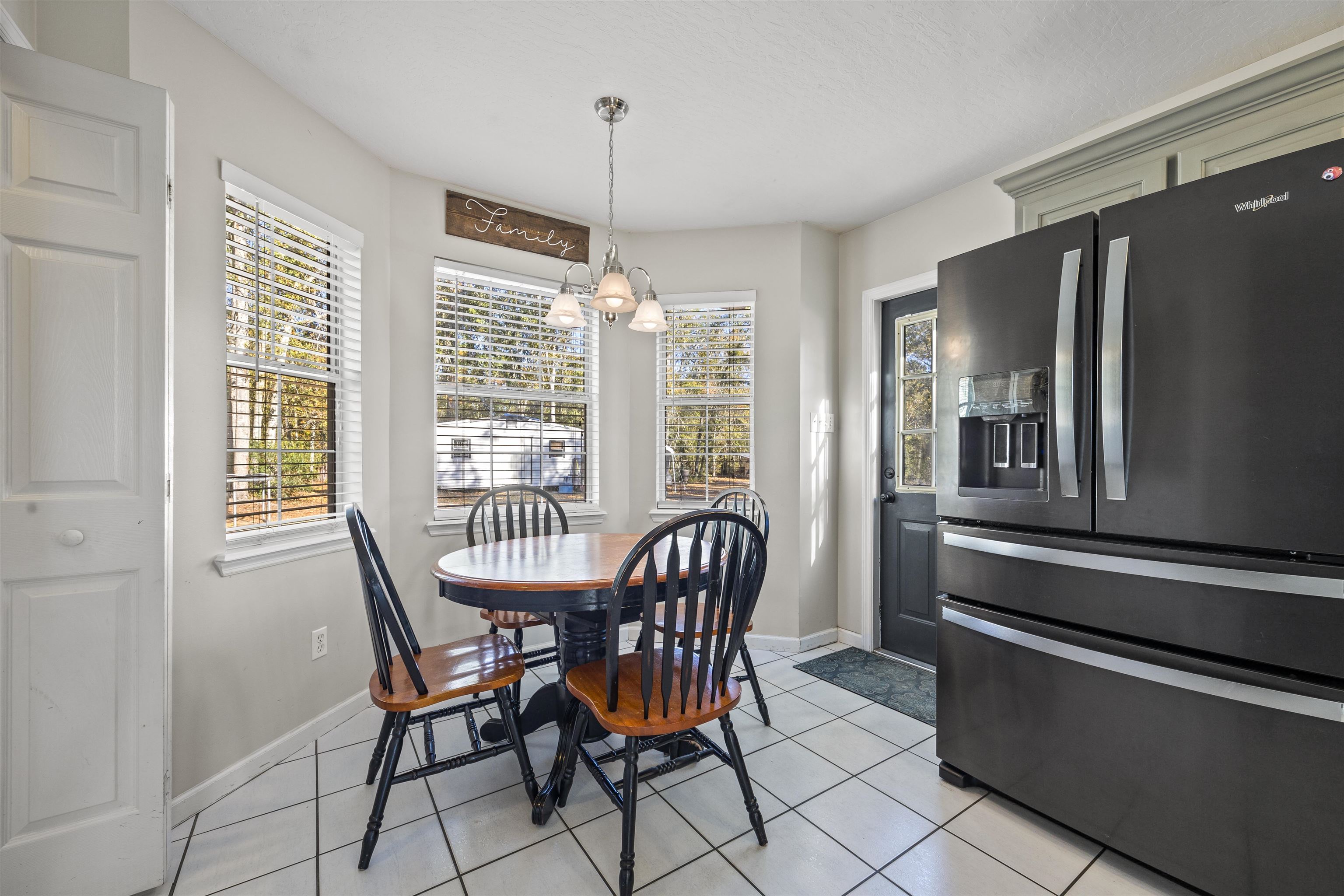 285 Northeast Green Tree Terrace Lee, FL 32059 - Photo 7 of 30