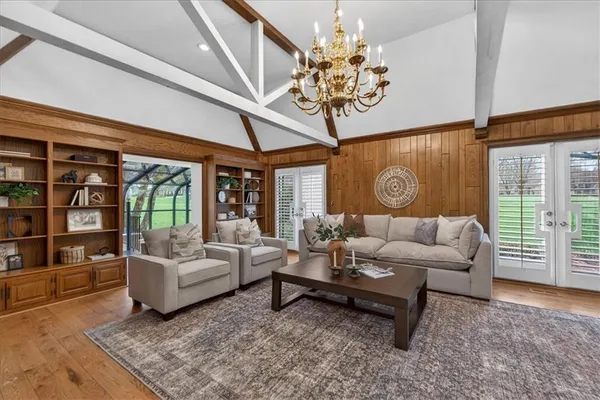 $999,800 | 12601 Pawnee Lane, Leawood, KS 66209