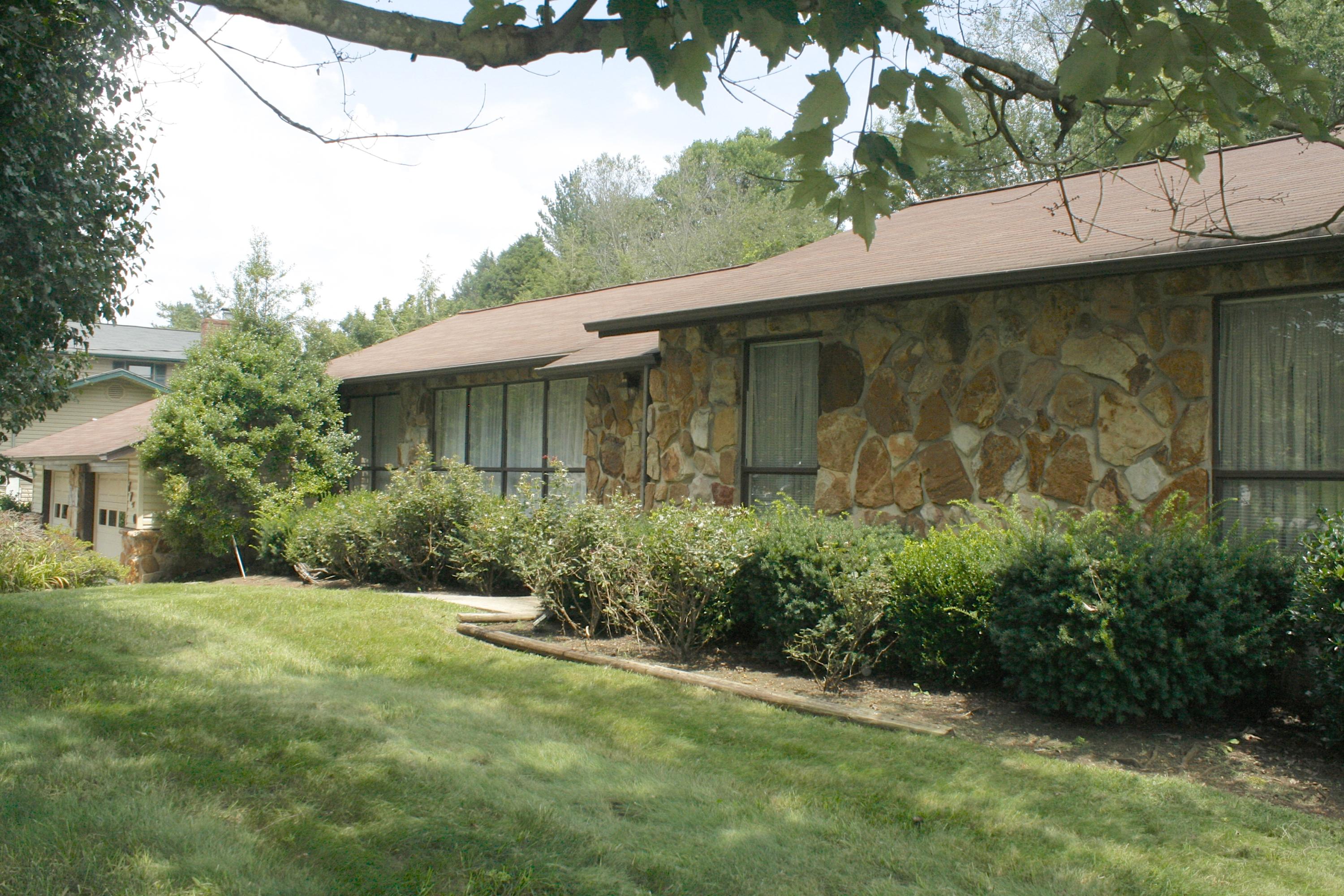 7720 Cedarcrest Road Knoxville, TN 37938 - Photo 2 of 38 _MG_7413
