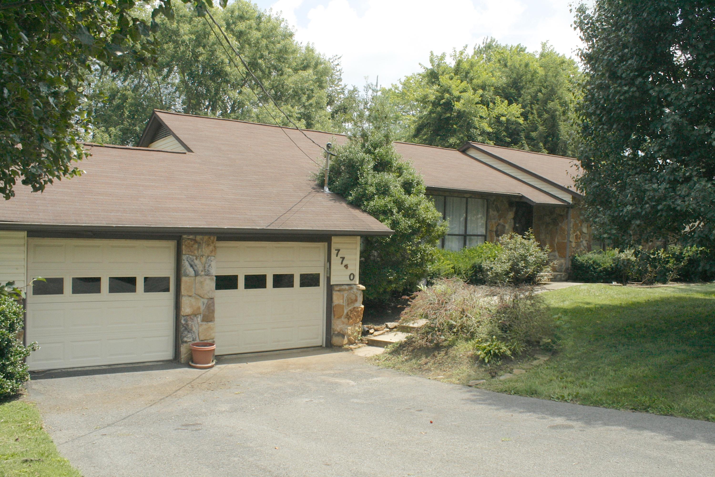 7720 Cedarcrest Road Knoxville, TN 37938 - Photo 4 of 38 _MG_7411