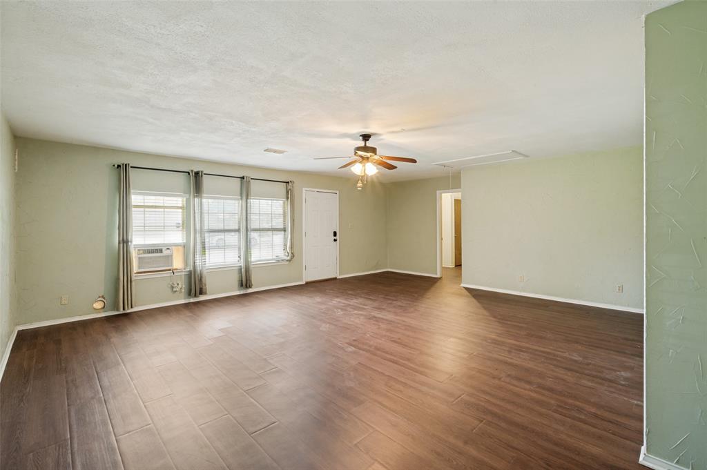 508 South Pedigo Street Pilot Point, TX 76258 - Photo 21 of 26 Converted garage