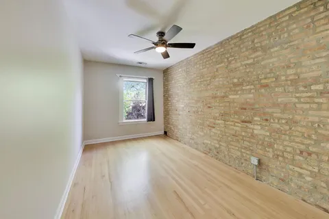 $250,000 | 4252 North Francisco Avenue, Unit 3, Chicago, IL 60618