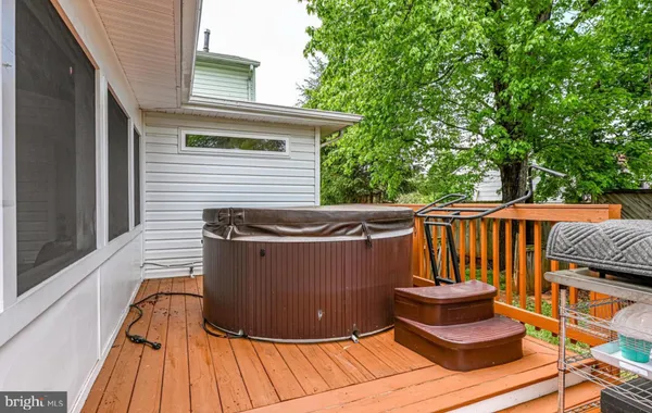 $4,500 | 4005 Lees Corner Road, Chantilly, VA 20151