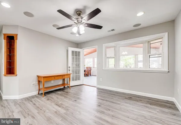 $4,500 | 4005 Lees Corner Road, Chantilly, VA 20151