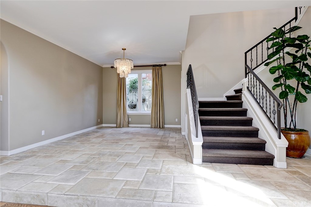 717 29th Street Manhattan Beach, CA 90266 - Photo 12 of 47 Spacious formal dining room