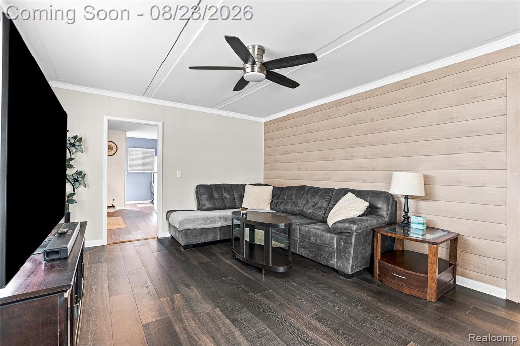 2083 Dutcher Road Flint, MI 48532 - Photo 7 of 27 Gallery Image 7