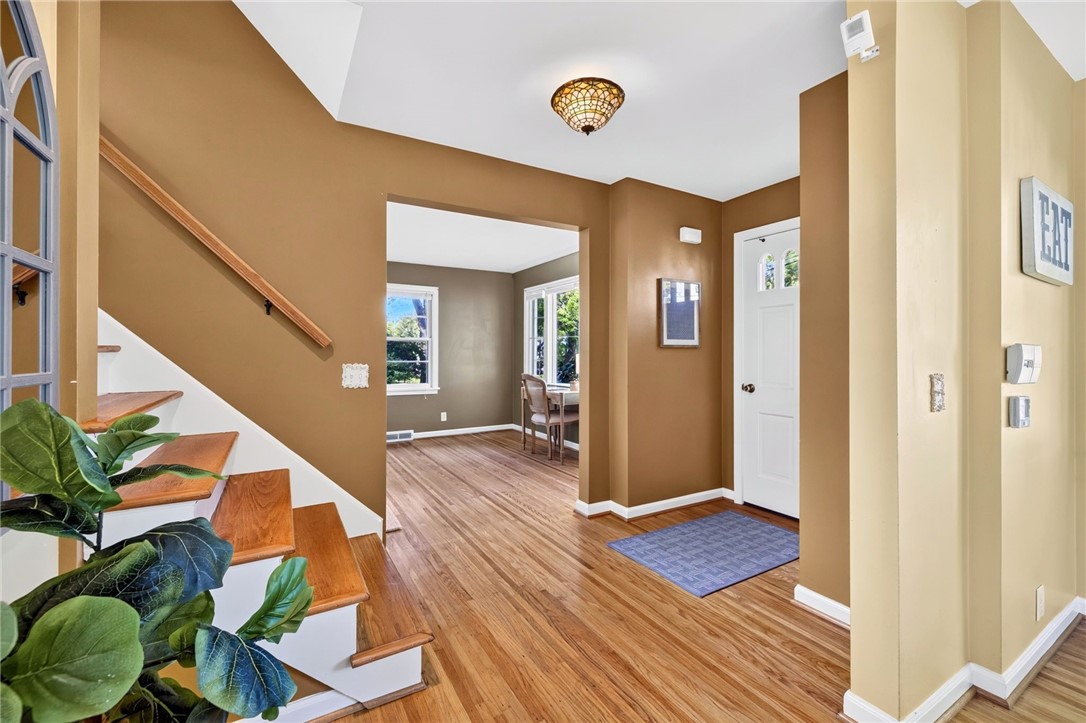 41 Rock Beach Road Irondequoit, NY 14617 - Photo 6 of 50 Gallery Image 6