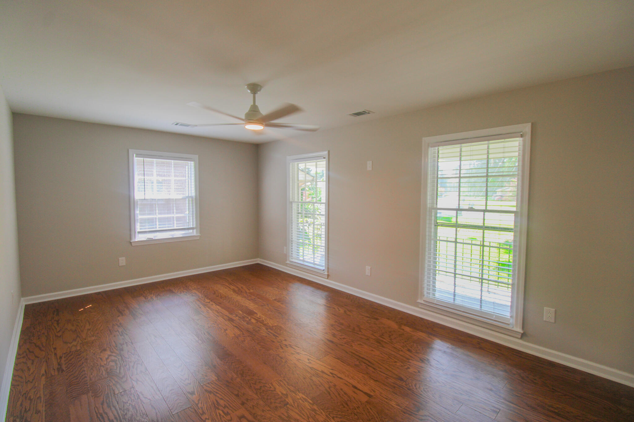 2345 Wofford Road Charleston, SC 29414 - Photo 4 of 27 B9D40FF1-46B2-4C49-9369-03D48CE98141