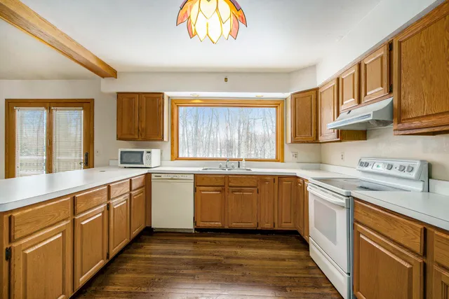 $399,999 | 1276 Kuehnle Court, Ann Arbor, MI 48103