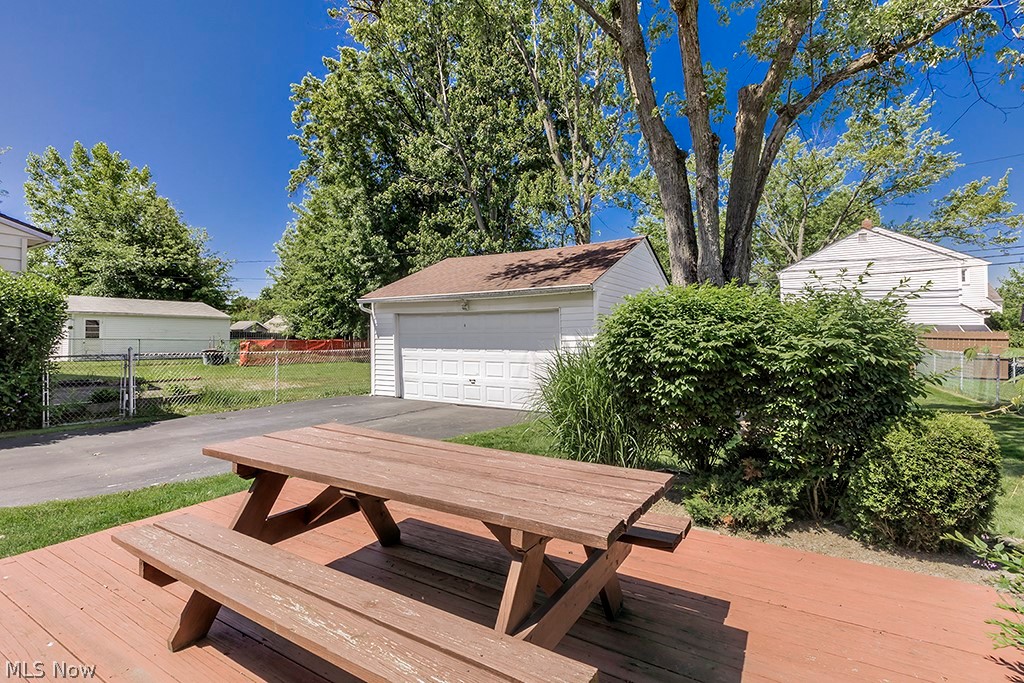 1168 Irene Road Lyndhurst, OH 44124 - Photo 21 of 25 Gallery Image 21