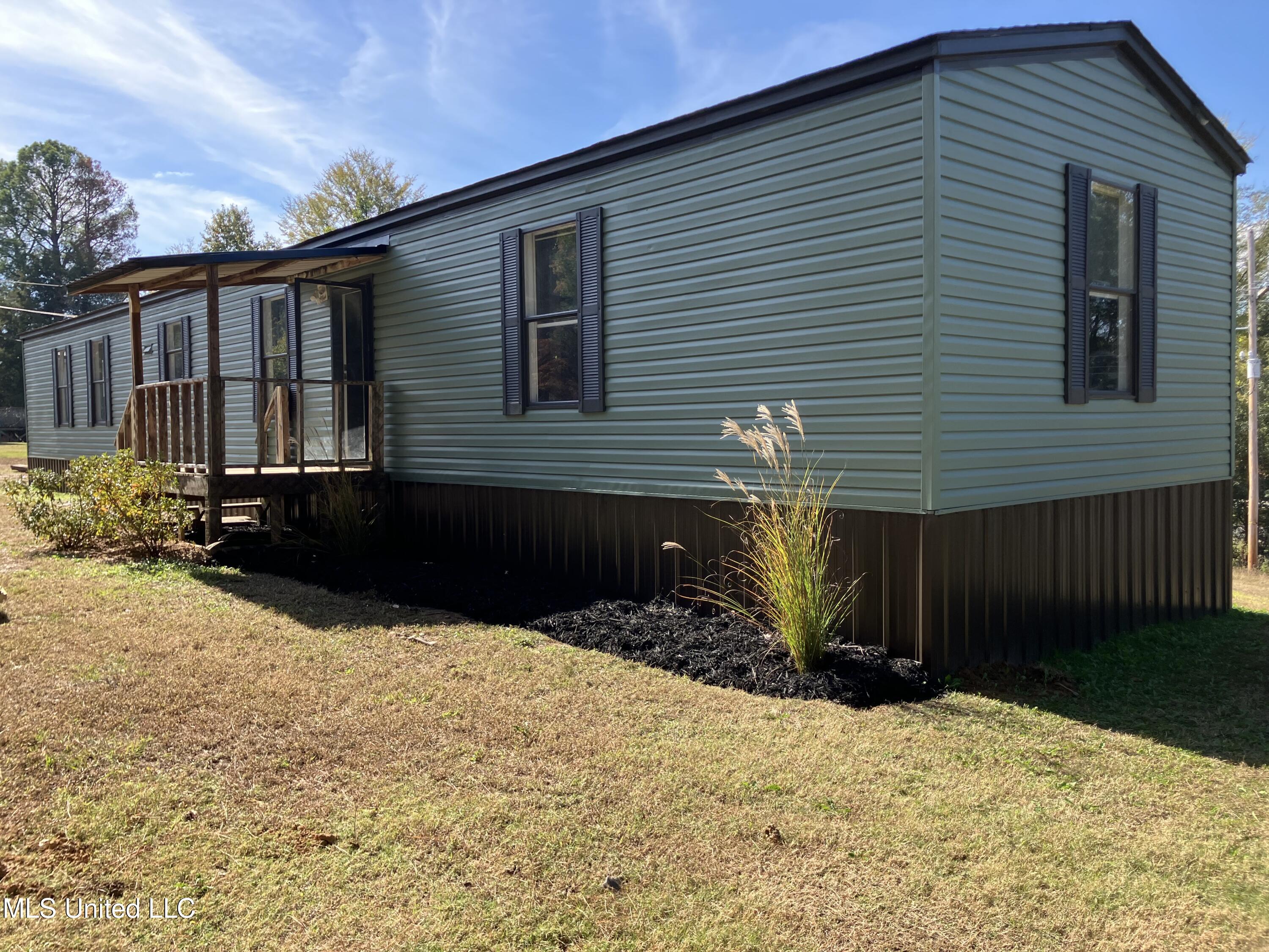 369 Leslie Road Pope, MS 38658 - Photo 1 of 18 Exterior