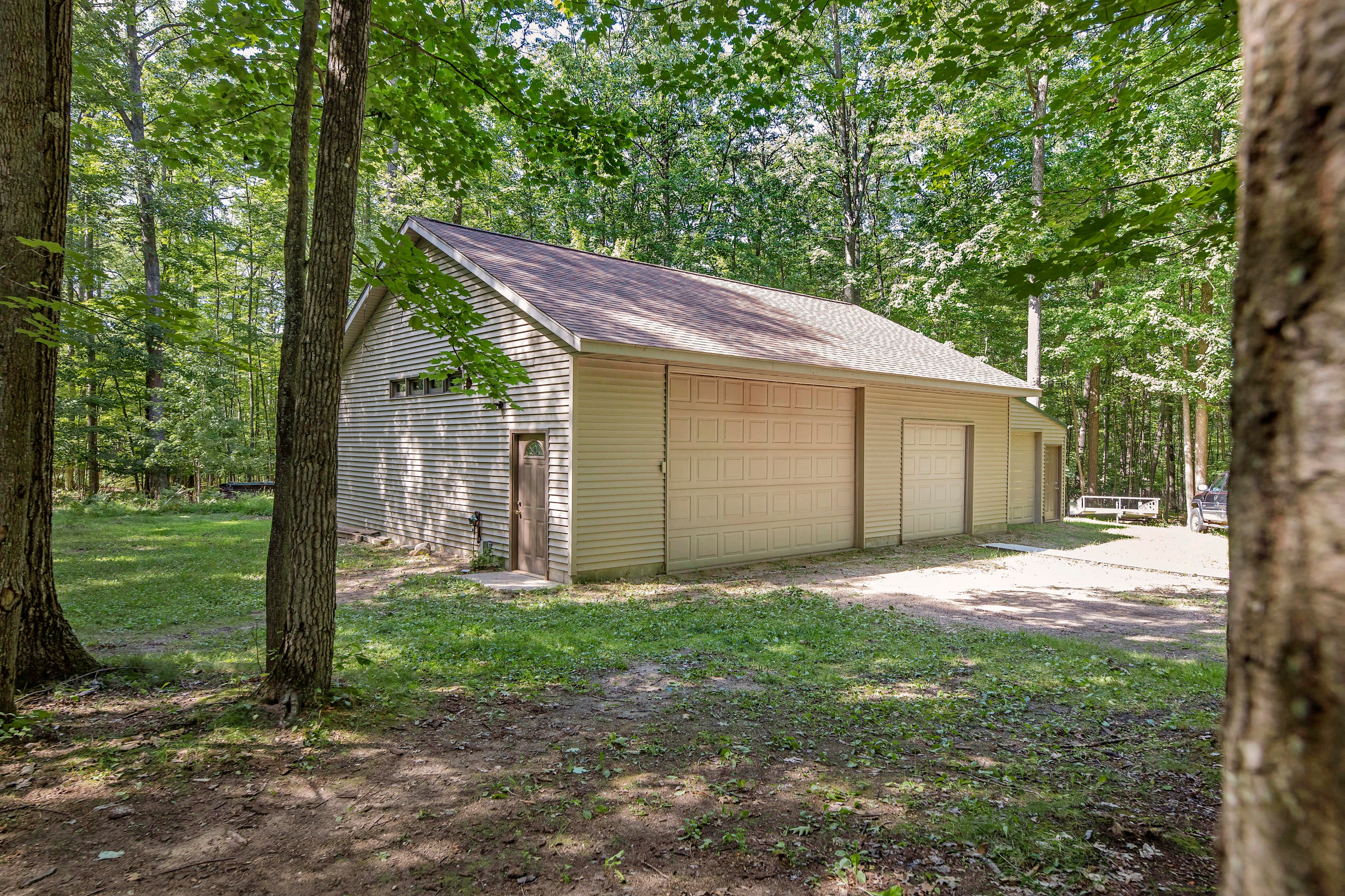 5455 West Birch Road Roscommon, MI 48653 - Photo 23 of 36 Gallery Image 23