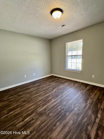 $1,400 | 3303 Moseley Drive, Unit B, Greenville, NC 27858