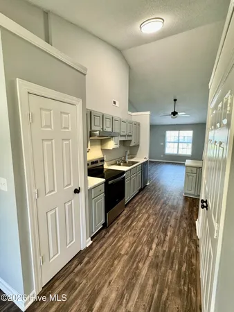 $1,400 | 3303 Moseley Drive, Unit B, Greenville, NC 27858