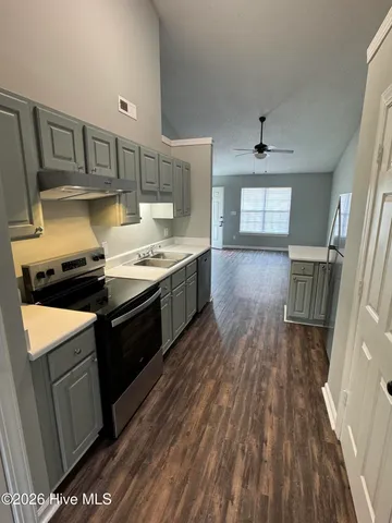 $1,400 | 3303 Moseley Drive, Unit B, Greenville, NC 27858