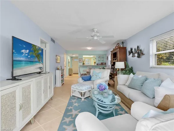 $1,900 | 3150 Binnacle Drive, Unit 106, Naples, FL 34103