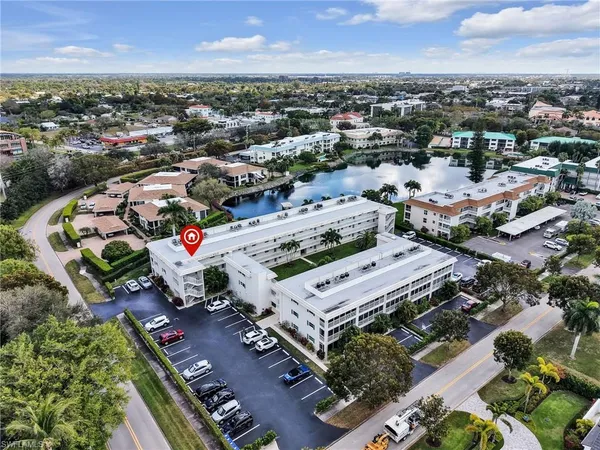 $1,900 | 3150 Binnacle Drive, Unit 106, Naples, FL 34103