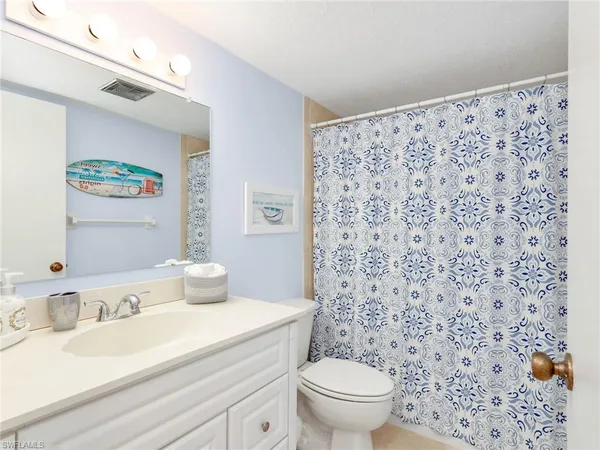 $1,900 | 3150 Binnacle Drive, Unit 106, Naples, FL 34103