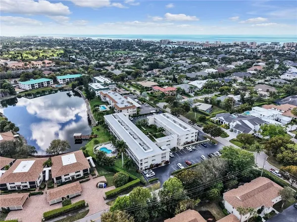 $1,900 | 3150 Binnacle Drive, Unit 106, Naples, FL 34103