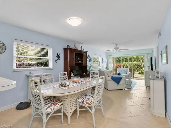 $1,900 | 3150 Binnacle Drive, Unit 106, Naples, FL 34103