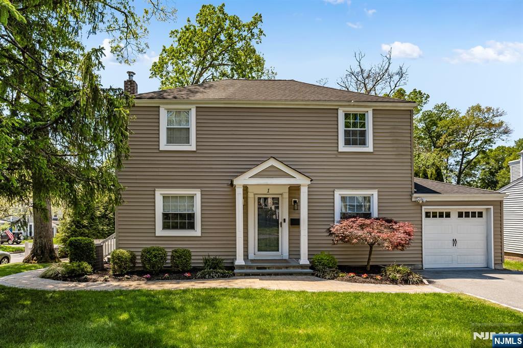1 Sheridan Road Livingston, NJ 07039 - Photo 1 of 1