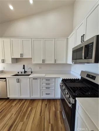 $5,725 | 1970 San Bruno, Newport Beach, CA 92660