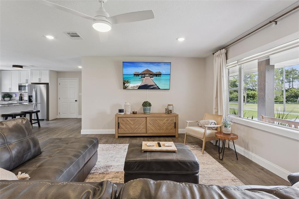 11129 Wiley Road Leesburg, FL 34788 - Photo 5 of 48 Gallery Image 5