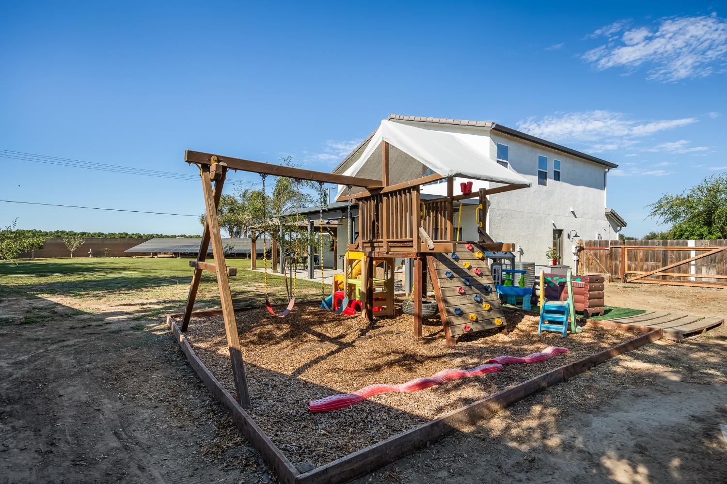 2476 North Riesling Avenue Hanford, CA 93230 - Photo 65 of 77