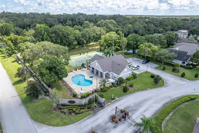 $375,000 | 698 Lake Clark Place, Lakeland, FL 33813