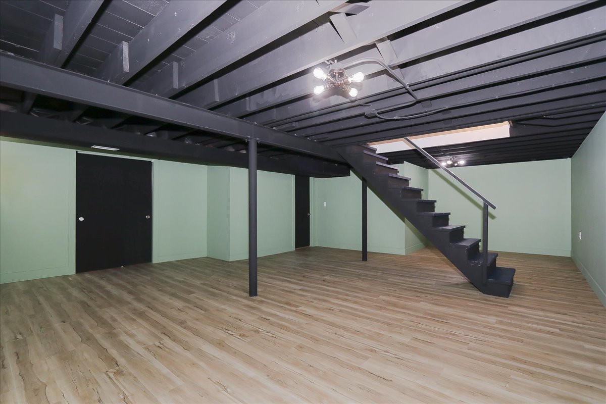 750 East Maple Street, Unit A Lombard, IL 60148 - Photo 23 of 26 a view of an empty room