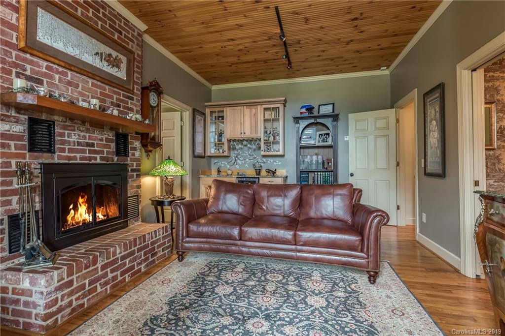 4160 Hunting Country Road Landrum, SC 29356 - Photo 16 of 48