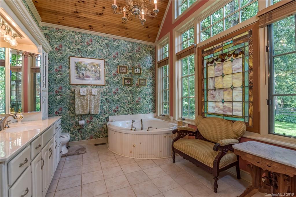 4160 Hunting Country Road Landrum, SC 29356 - Photo 18 of 48