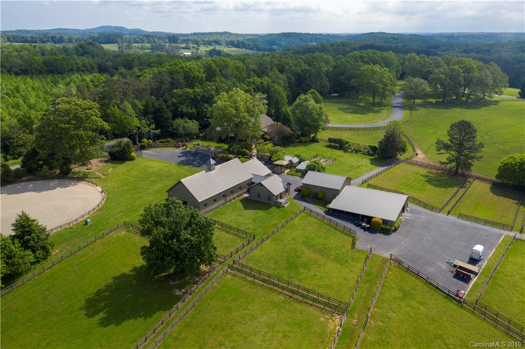 4160 Hunting Country Road Landrum, SC 29356 - Photo 3 of 48