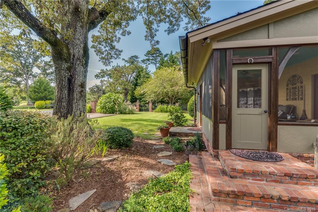 4160 Hunting Country Road Landrum, SC 29356 - Photo 40 of 48